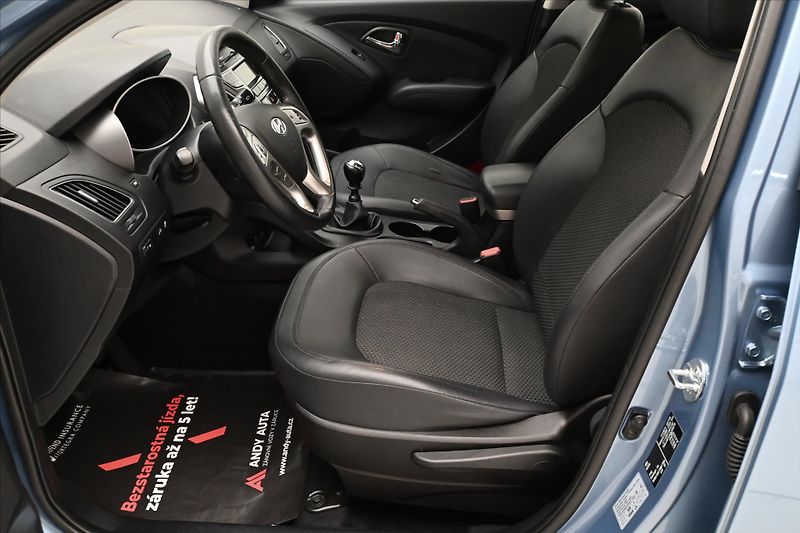 Hyundai ix35 1,7 CRDi 85 kW Tažné Výhřev se - fotka 13 z 30