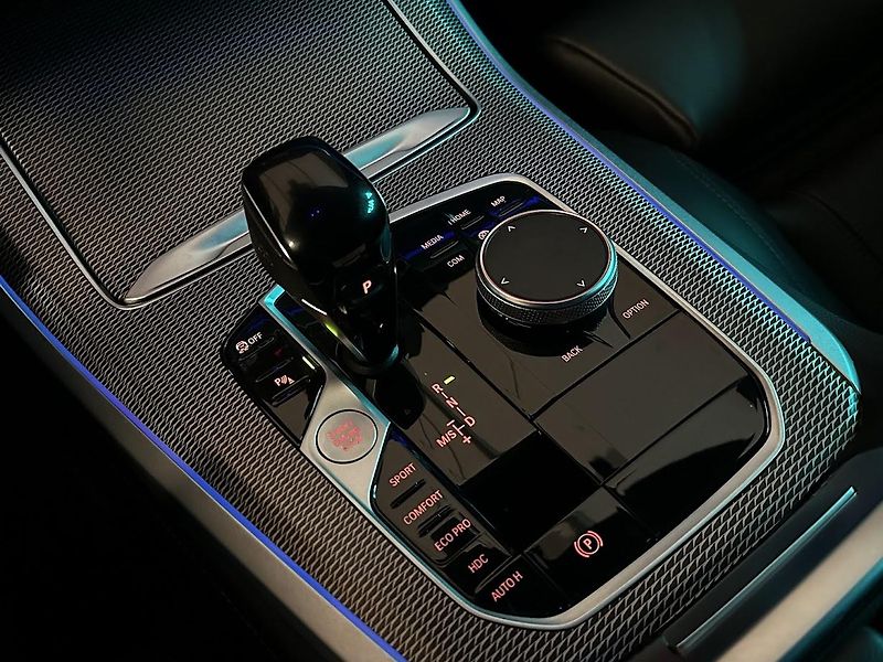 BMW X5 (2022) 40D M-packet Anniversary Laser - fotka 29 z 30
