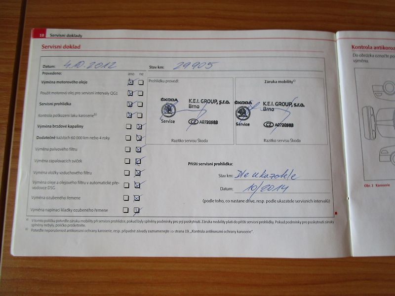 Škoda Octavia 1,6TDI-77KW- KOUPENA v ČR - fotka 19 z 27