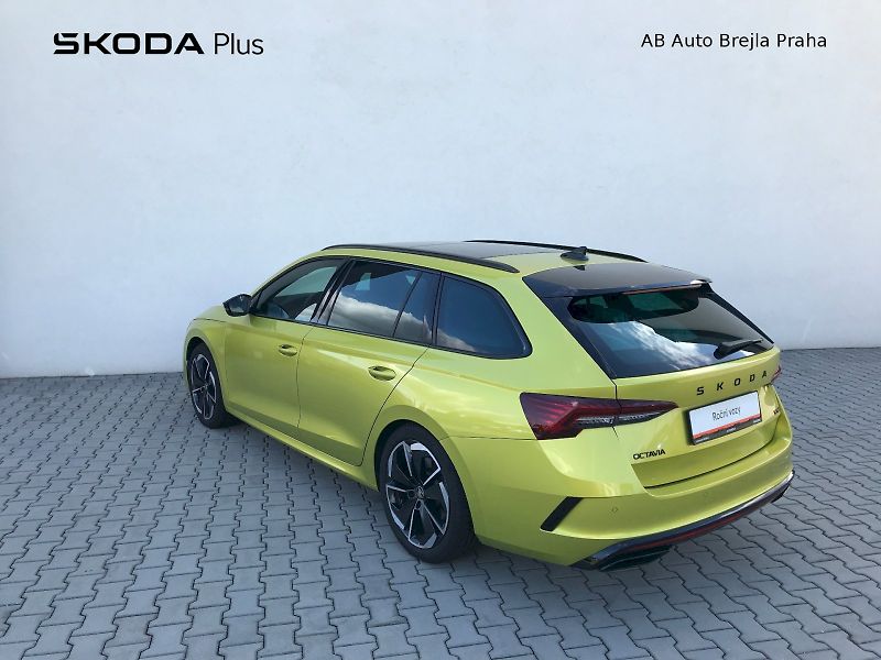 Škoda Octavia (2025) COMBI RS 2,0 TSI 195 KW 7-STUP - fotka 10 z 29