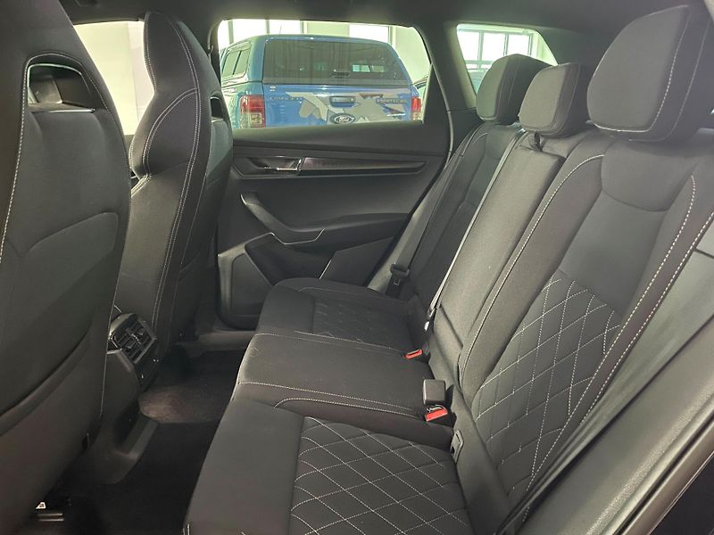 Škoda Karoq (2021) Sportline 1.5 TSI 110kW DSG - fotka 25 z 30