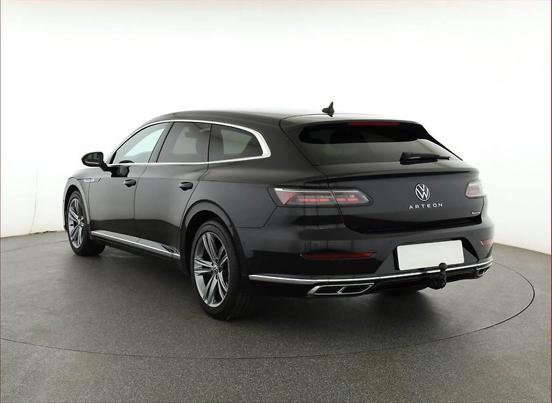Volkswagen Arteon (2022) R-line 2.0 TDI 4Motion - fotka 4 z 17