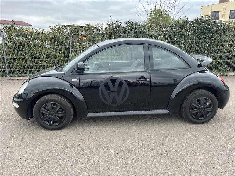 Volkswagen New Beetle 1,6 i STK 4/2028 EKO ZAPLACENO - fotka 4 z 28
