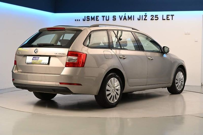 Škoda Octavia (2019) 1.5 ACTIVE 110 KW TSI - fotka 5 z 20