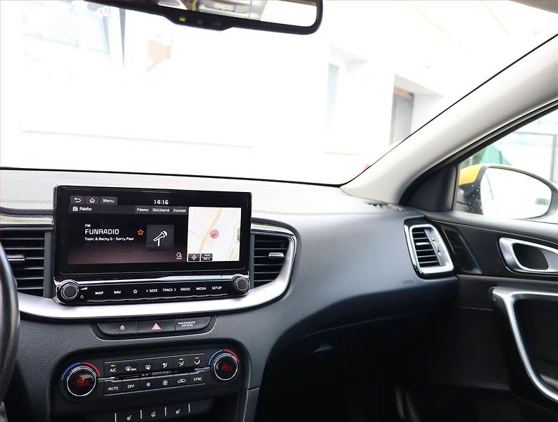 Kia XCeed (2020) Gold 1.6 CRDi, Automat - fotka 8 z 19