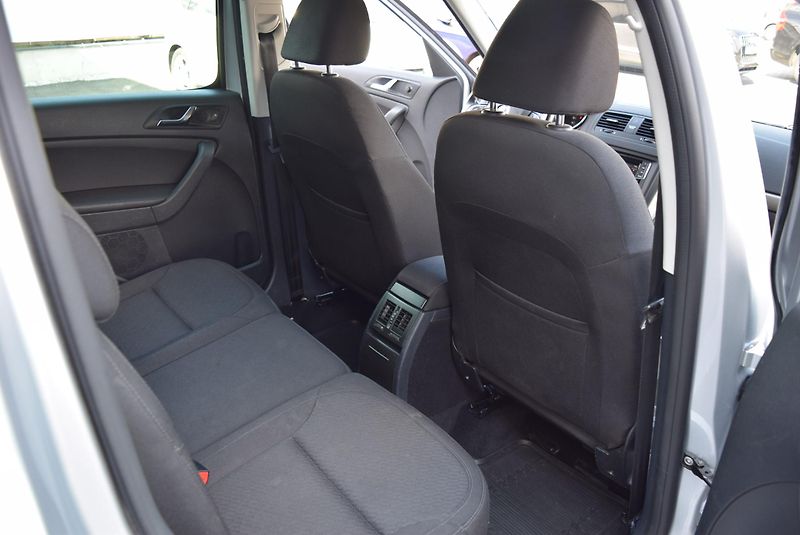 Škoda Yeti (2016) 2.0TDI 110kw 4x4 AMBITIO TAŽNÉ - fotka 41 z 43