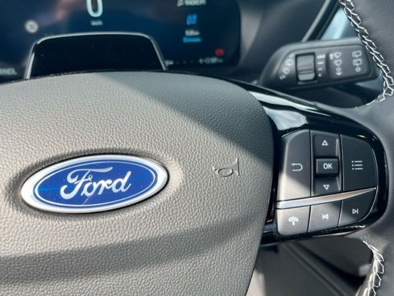 Ford Kuga 2.5i,132KW, CZ, DPH,1. MAJ, HE - fotka 16 z 22