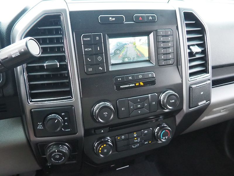 Ford F-150 (2018) 3.3L 4x4 SuperCrew - fotka 22 z 41