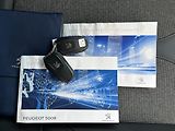 Peugeot 5008 (2019) 1.2PT 96kW ALLURE+ 7-míst - náhled 20