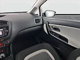 Kia Ceed (2017) 1.6 GDI, Serv.kniha, Navi - náhled 8