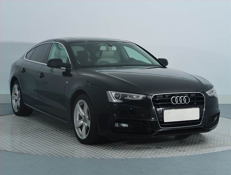 Audi A5 (2016) S-Line 2.0 TDI, Automat - fotka 1 z 19