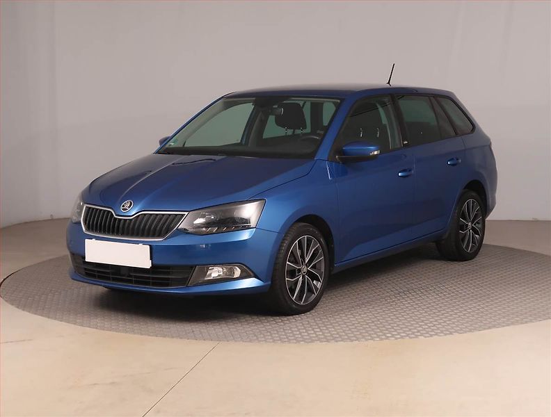 Škoda Fabia (2015) Style 1.4 TDI, Tempomat - fotka 2 z 17