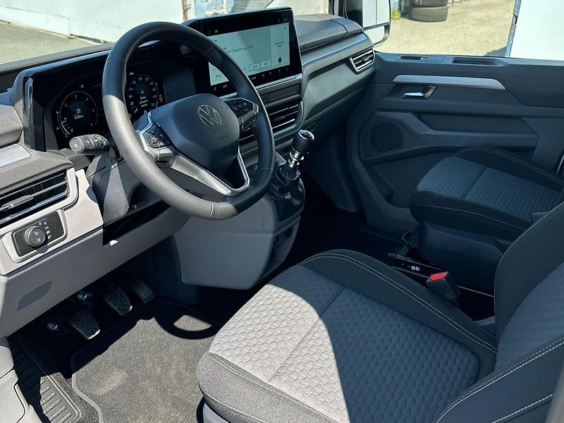 Volkswagen Caravelle (2025) 2,0 TDI - fotka 11 z 22