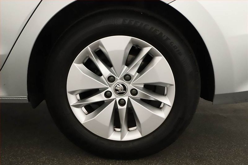 Škoda Octavia (2022) Ambition 2.0 TDI, ČR,1.maj - fotka 13 z 13