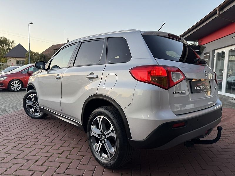 Suzuki Vitara (2017) 1.6i VVT LED Allgrip Kamera - fotka 3 z 50