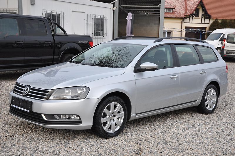 Volkswagen Passat 2.0TDi 130kW KOMBI Automat - fotka 1 z 15