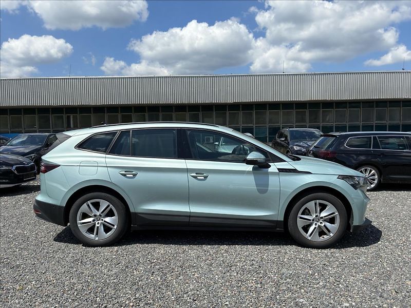 Škoda Enyaq 0,0 IV60 132KW 62kWh TAŽNÉ - fotka 7 z 25