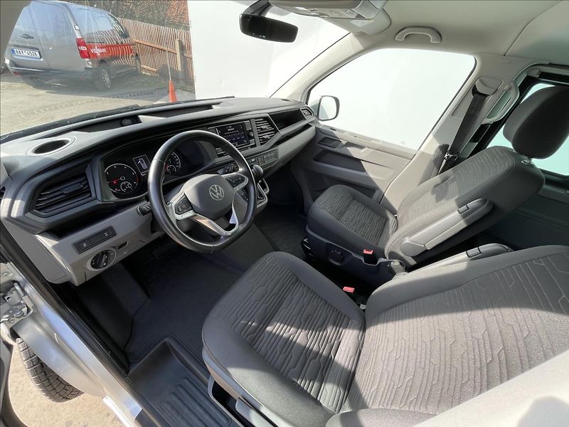 Volkswagen Caravelle 2,0 TDI 4Mot DSG Comfortline - fotka 5 z 22