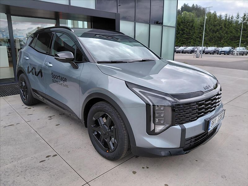 Kia Sportage 1,6   T-GDI 7DCT 4x4 BLACK ED. - fotka 3 z 16