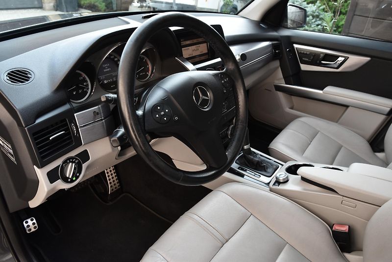 Mercedes-Benz GLK 320 CDi 4MATIC,PANOR,XENON,NAV - fotka 8 z 50