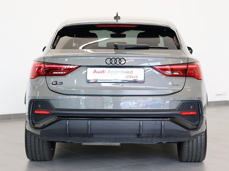 Audi Q3 Spb Sline 35 TDI quattro Stron - fotka 8 z 15