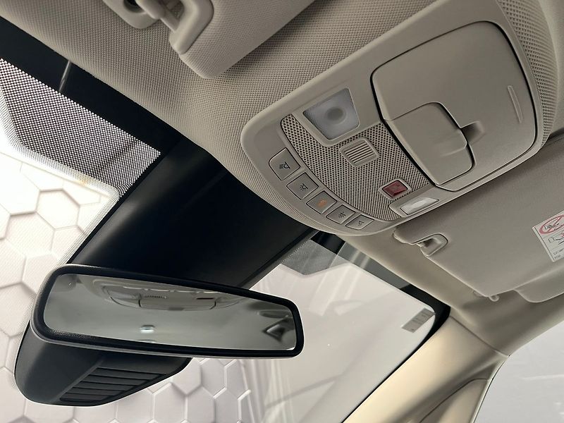 Ford Galaxy 110 kW, AT8, LED, ACC - fotka 28 z 50