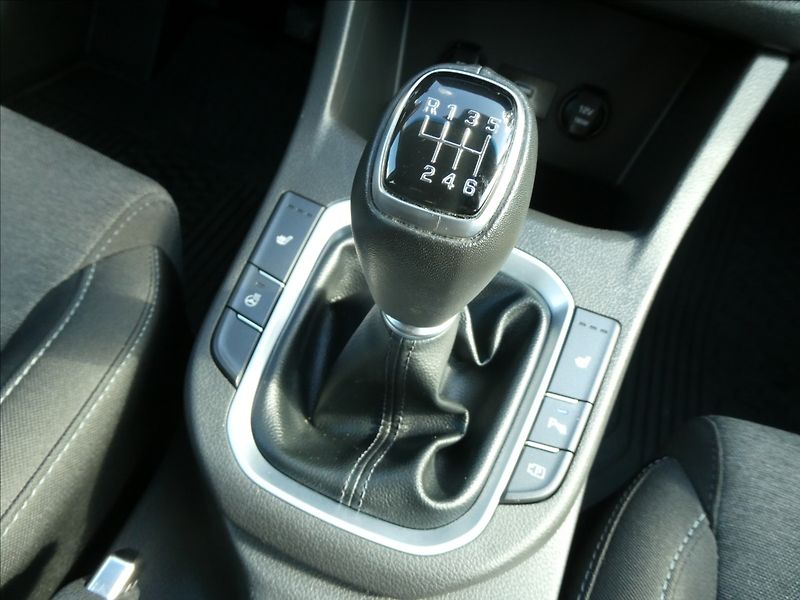 Hyundai i30 1,0 T-GDi 88kW Smart,ČR,naviga - fotka 29 z 43
