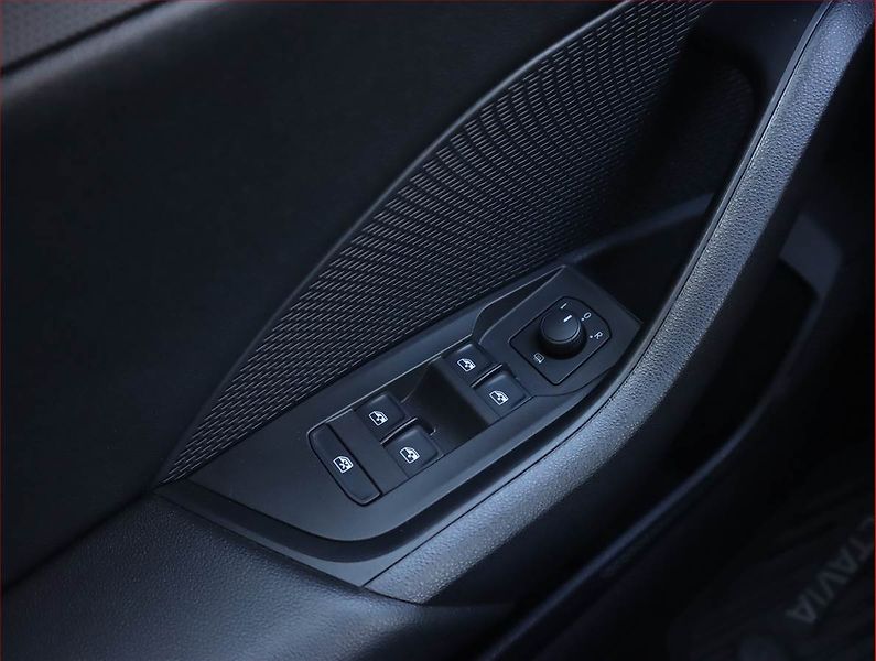 Škoda Octavia (2020) Ambition 2.0 TDI - fotka 21 z 23