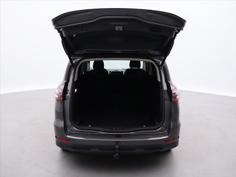 Ford S-MAX 2,0 TDCI 110kW Titanium Pano - fotka 9 z 30