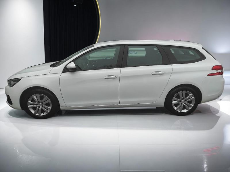 Peugeot 308 1,5 BlueHDi ACTIVE,ČR,Tažné - fotka 2 z 37