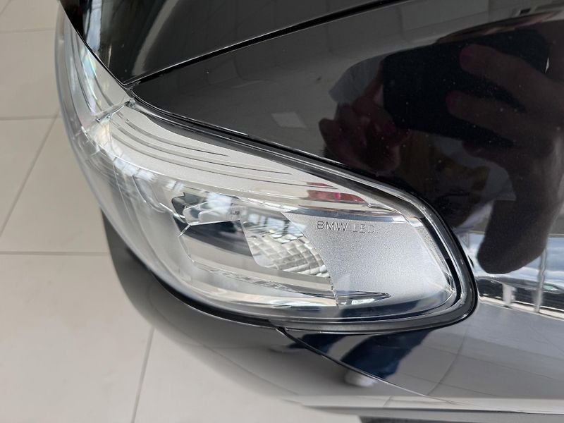 BMW X3 30d xDrive*Head-Up*360Kam*Pano - fotka 37 z 40