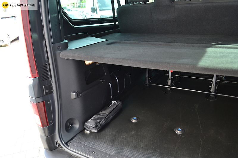Renault Trafic L2 Equilibre Blue dCi 150 EDC - fotka 17 z 46