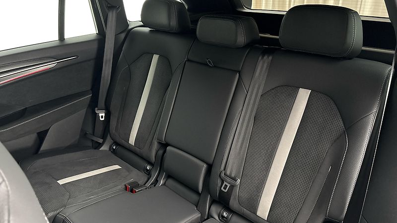 Škoda Kodiaq 2.0 TDI DSG 4x4 Sportline - fotka 16 z 33