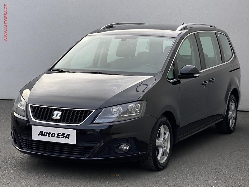 Seat Alhambra (2012) 2.0TDi, AC, výhřev sed. - fotka 3 z 16