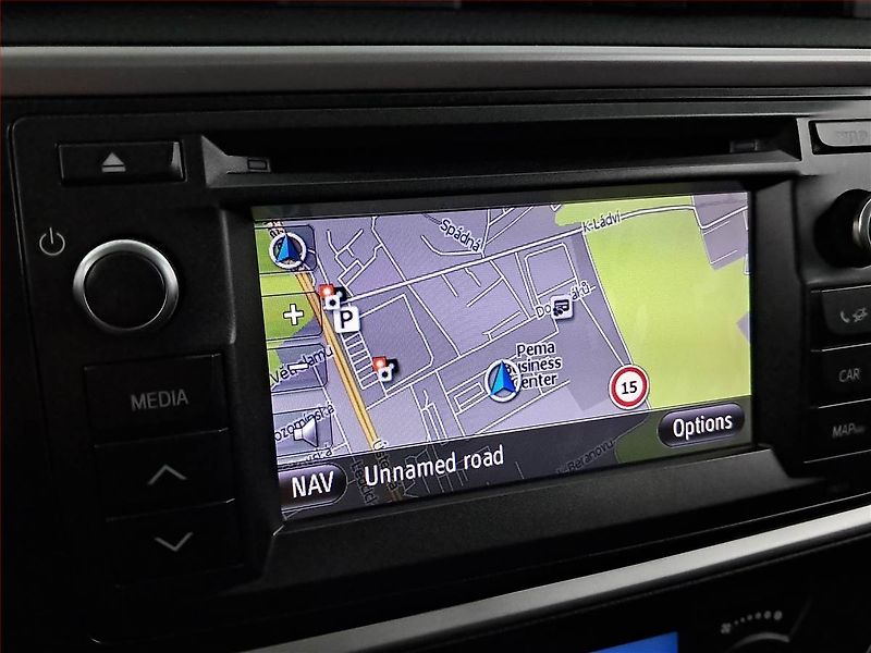 Toyota Auris (2013) Hybrid, Automat, Serv.kniha - fotka 13 z 21