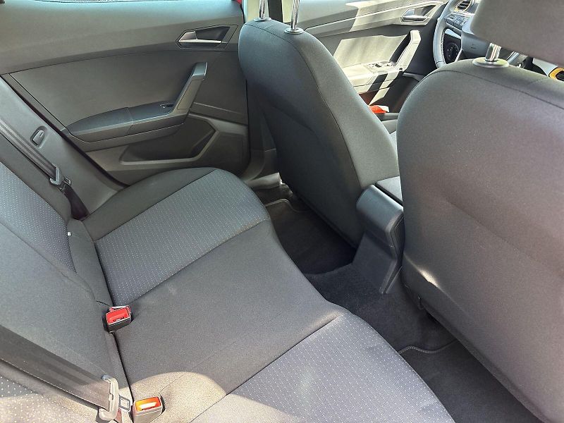 Seat Arona (2024) 1.0 TSI Style - fotka 10 z 27