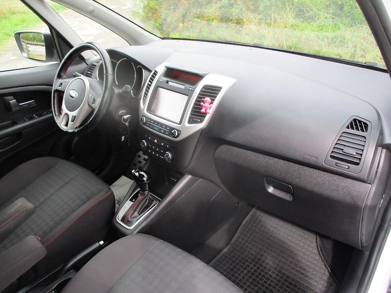 Kia Venga 1.6i 91kW AUTOMAT*NAVI*VÝHŘEV - fotka 31 z 50