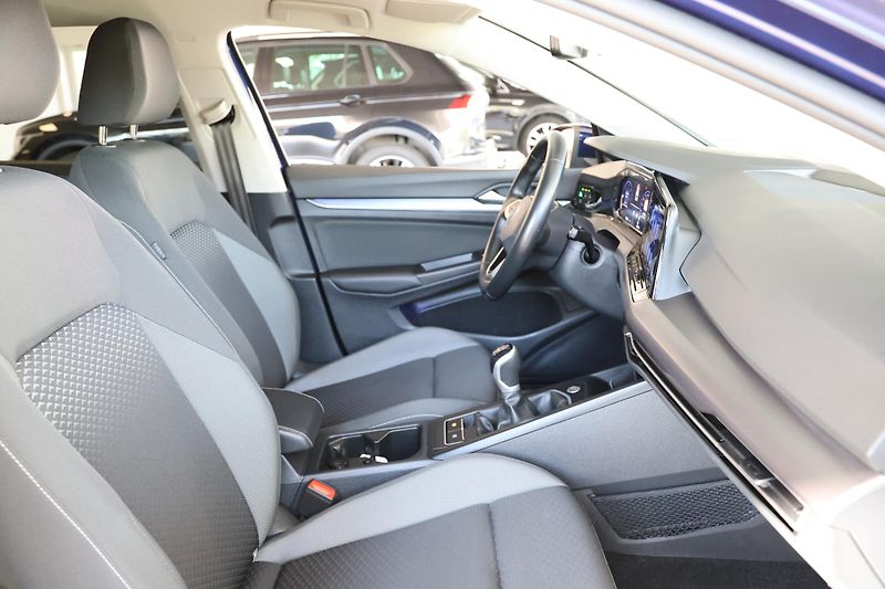 Volkswagen Golf Variant (2023) 2.0TDI LED Navi Tažné Display - fotka 19 z 39