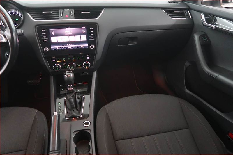 Škoda Octavia (2020) 2.0 TDI, Automat, Tempomat - fotka 8 z 22