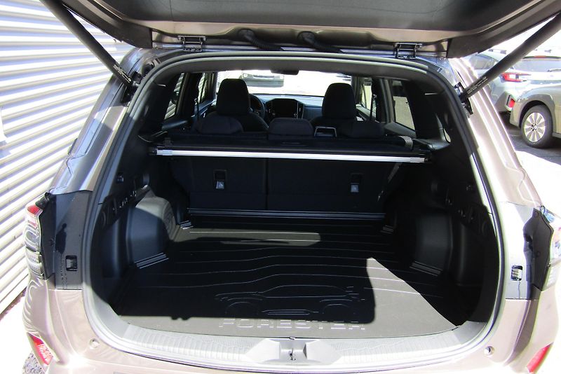 Subaru Forester (2024) FORESTER 2,0i COM NAV po 1.maj - fotka 16 z 21