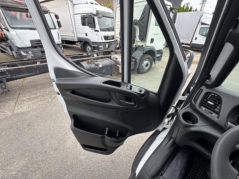 Iveco Daily (2026) 35S18* 3.0*  SOUPRAVA*20PALET* - fotka 27 z 29