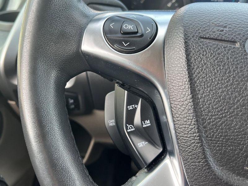 Ford Tourneo Custom (2014) L1 2.2 TDCi 114kW, Tažné - fotka 11 z 23