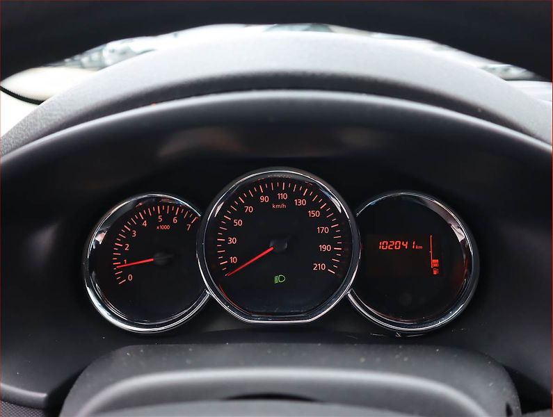 Dacia Sandero (2013) 1.2 16V, Serv.kniha, Tempomat - fotka 11 z 14
