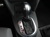 Volkswagen Touran (2011) 2.0 TDI, Automat, Tempomat - náhled 13