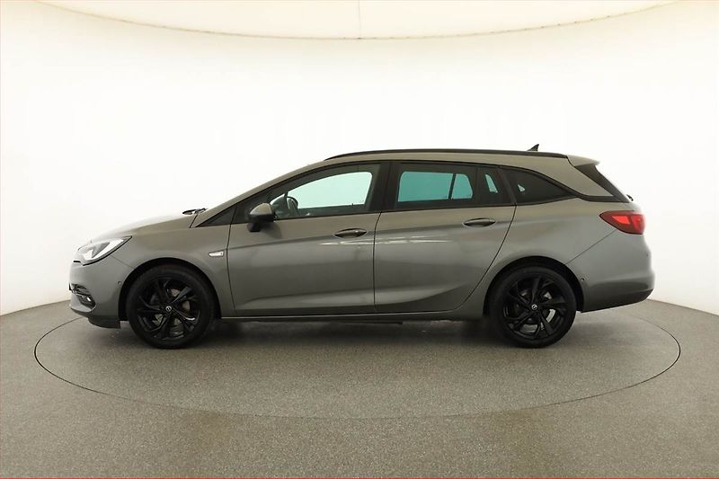 Opel Astra (2020) 1.2 Turbo, ČR,1.maj - fotka 3 z 17