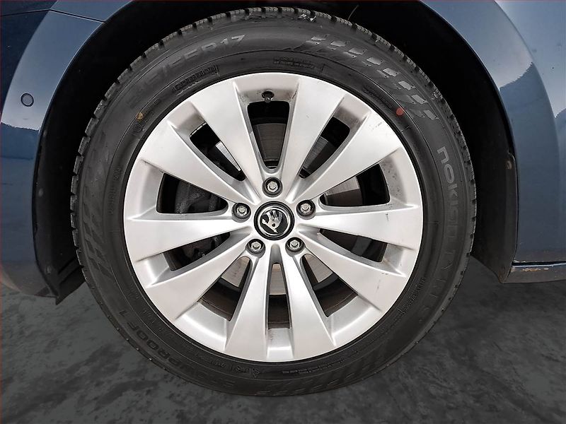 Škoda Superb (2019) 2.0 TDI, 4X4, Automat, Navi - fotka 15 z 25