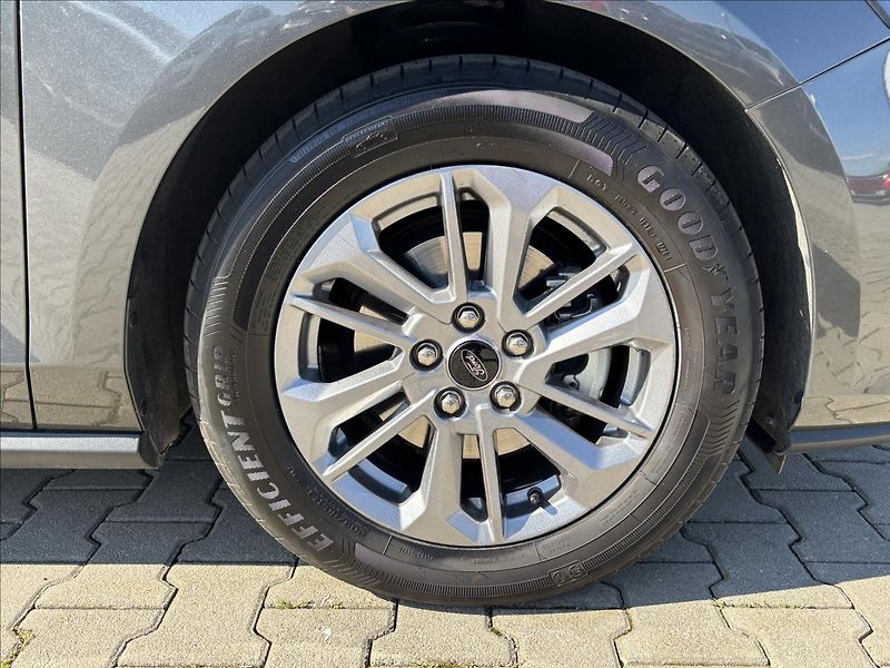 Ford Focus 1,5 EcoBlue 85kW TitaniumX AUT - fotka 10 z 38