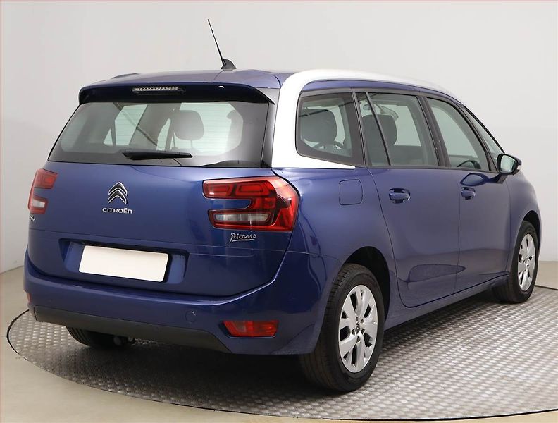 Citroën C4 Picasso (2016) PureTech 130, 7 míst, Navi - fotka 5 z 20