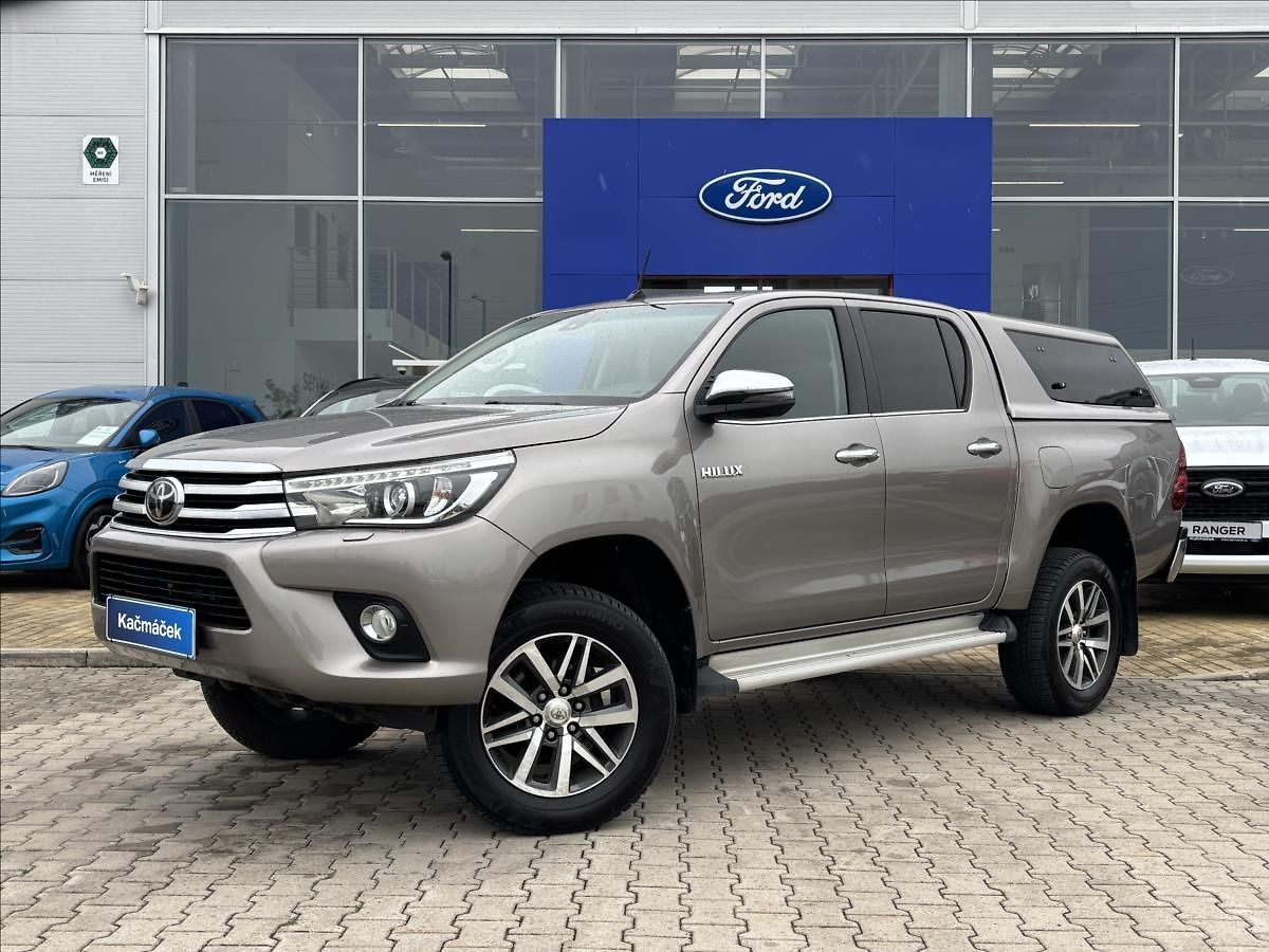 Toyota Hilux 2,4 D-4D 4x4 Executive Aut