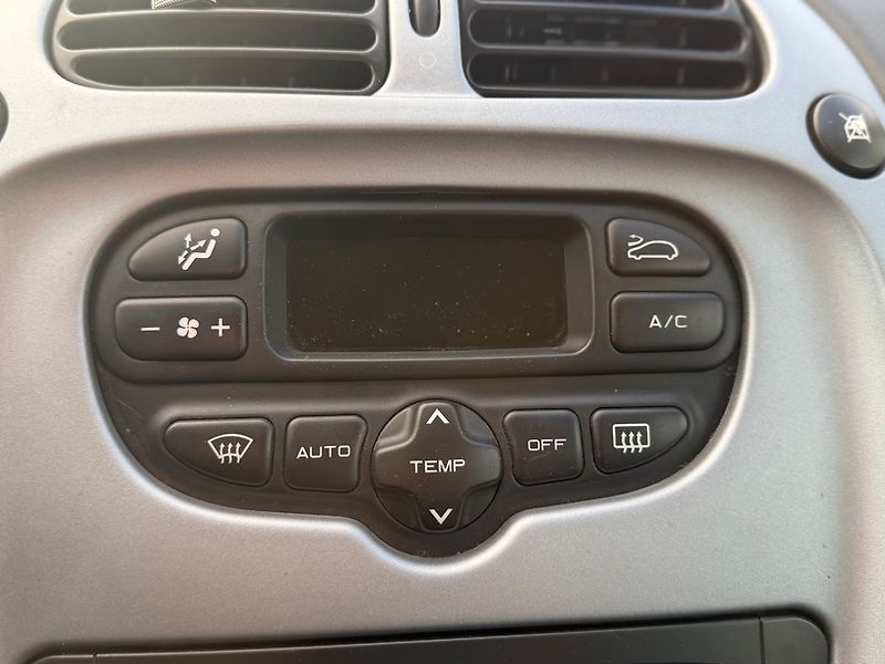 Citroën Xsara Picasso 1.6HDI 80KW* - fotka 24 z 26